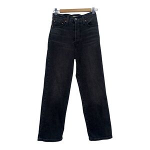 Levi’s ribcage straight ankle black jeans